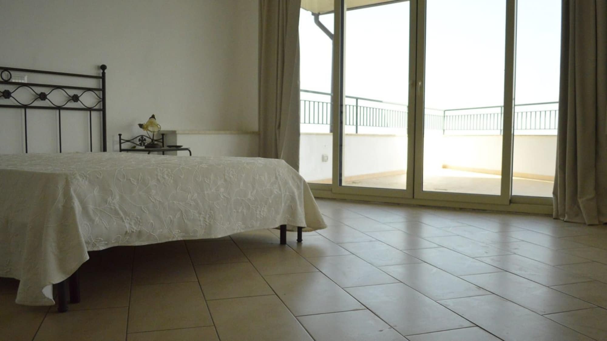 La Nave Sul Mare Di Taormina Bed & Breakfast Letojanni Exterior photo